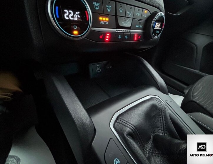 Ford Focus Kombi 1,5 l 88 kw