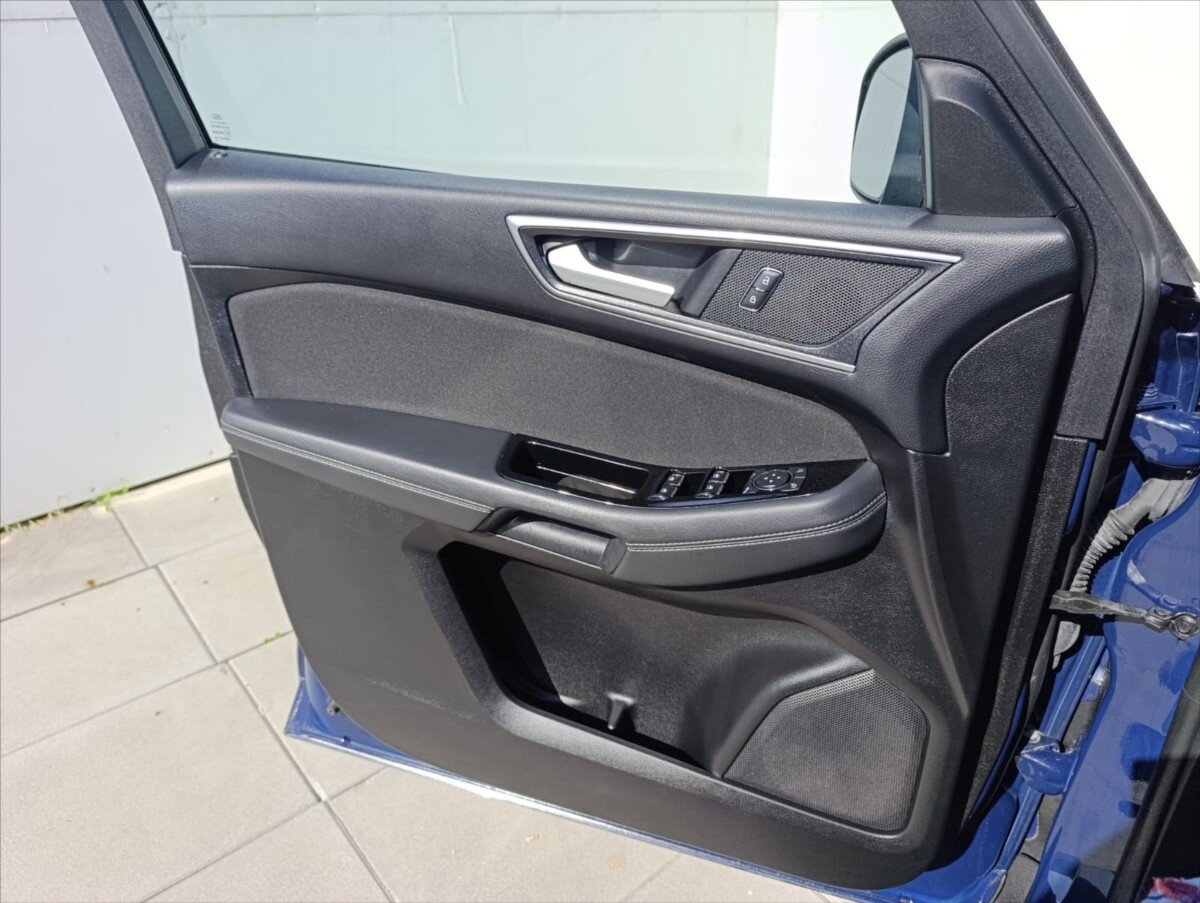 Ford S-MAX MPV 1,5 l 121 kw