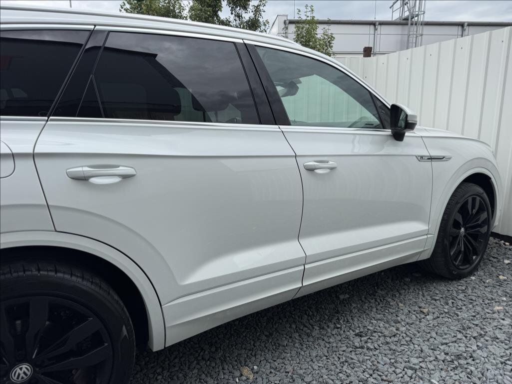 Volkswagen Touareg Kombi 3,0 l 210 kw