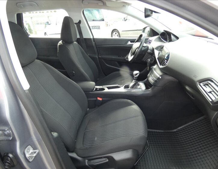 Peugeot 308 Kombi 1,6 l 88 kw