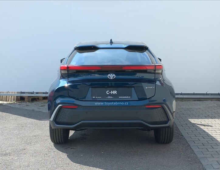 Toyota C-HR Hatchback 2,0 l 111 kw