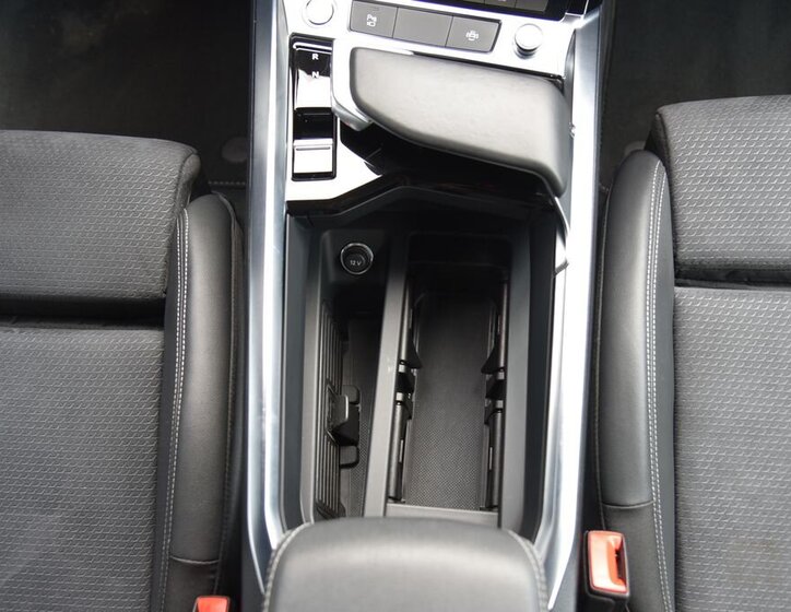 Audi e-tron SUV 0,0 300 kw