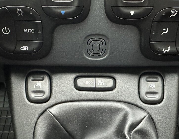 Fiat Panda Hatchback 875,0 63 kw