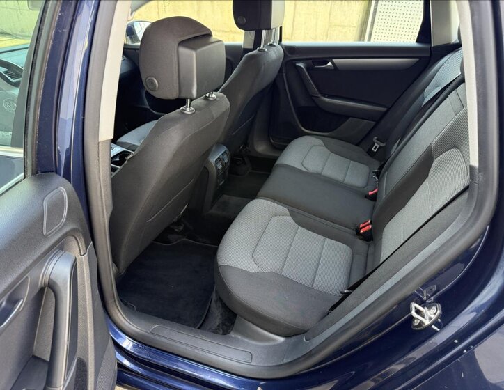 Volkswagen Passat Kombi 2,0 l 103 kw