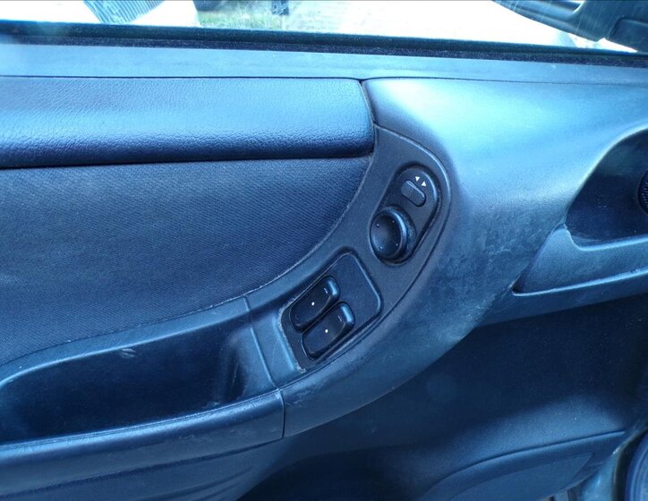 Opel Zafira MPV 1,6 l 74 kw