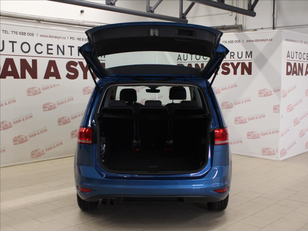 Volkswagen Touran Kombi 2,0 l 110 kw