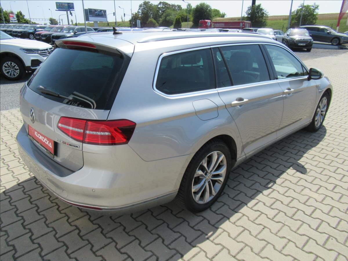 Volkswagen Passat Kombi 2,0 l 140 kw