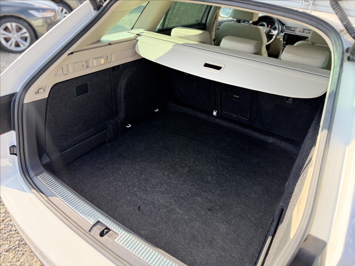 Škoda Superb Kombi 2,0 l 140 kw
