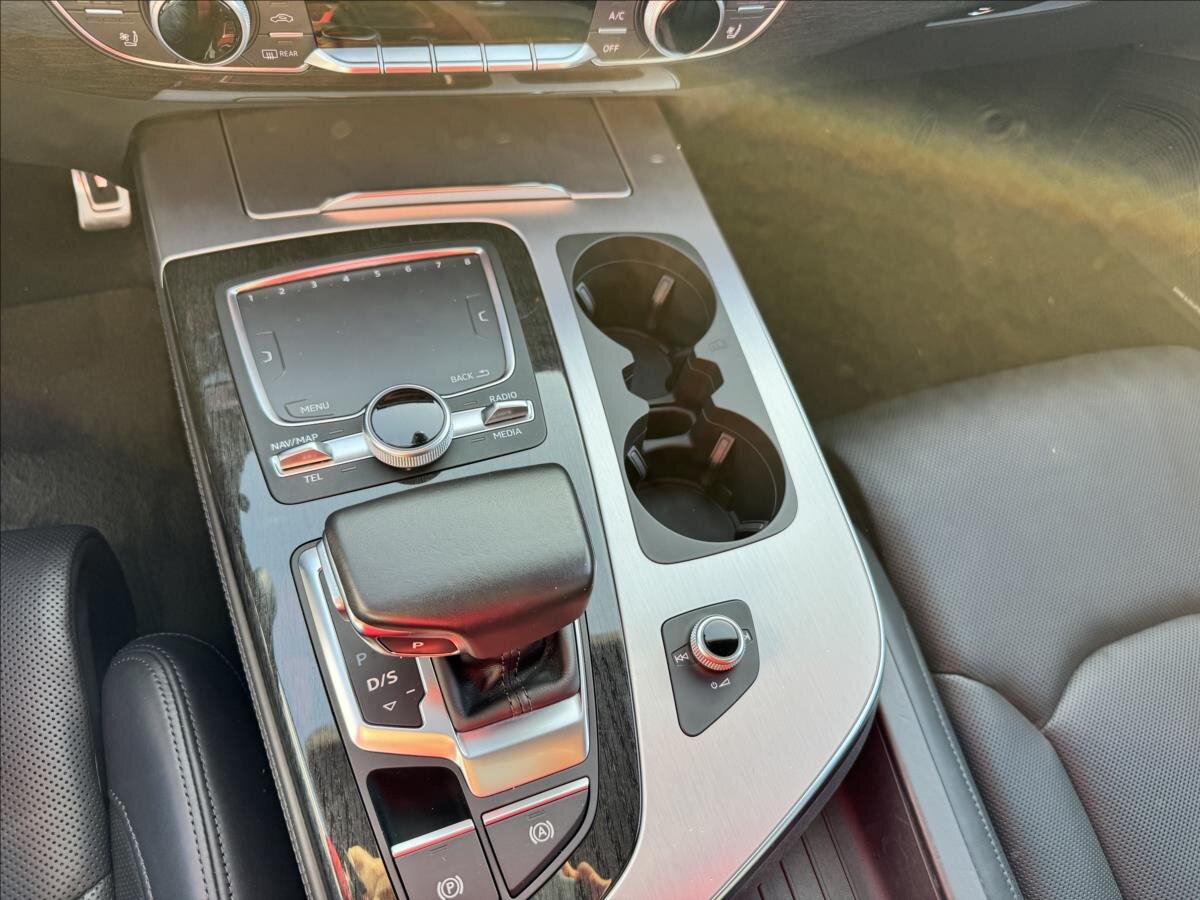 Audi SQ7 SUV / Terénní 4,0 l 320 kw