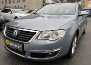 Volkswagen Passat Kombi 2,0 l 103 kw