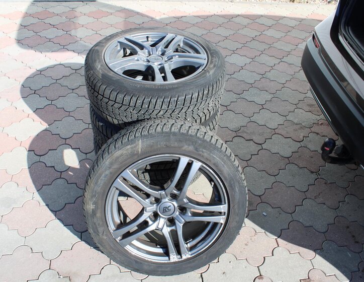 Nissan Qashqai SUV / Terénní 1,3 l 117 kw