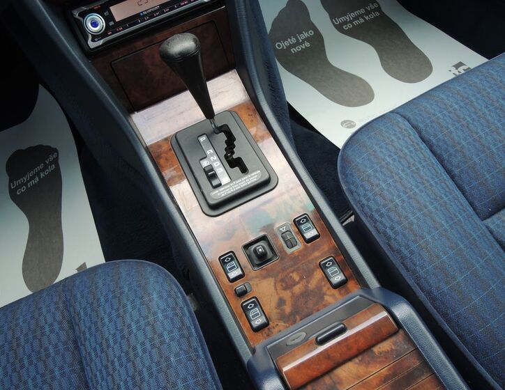 Mercedes-Benz Třídy E 9