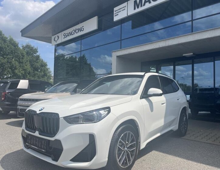 BMW X1 SUV 1,5 l 100 kw