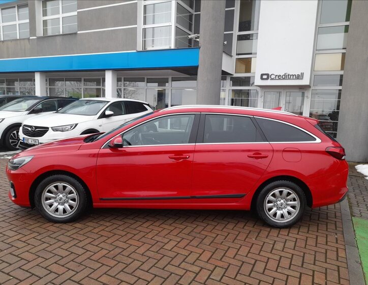 Hyundai i30 Kombi 998,0 88 kw