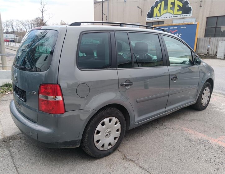 Volkswagen Touran MPV 1,9 l 66 kw
