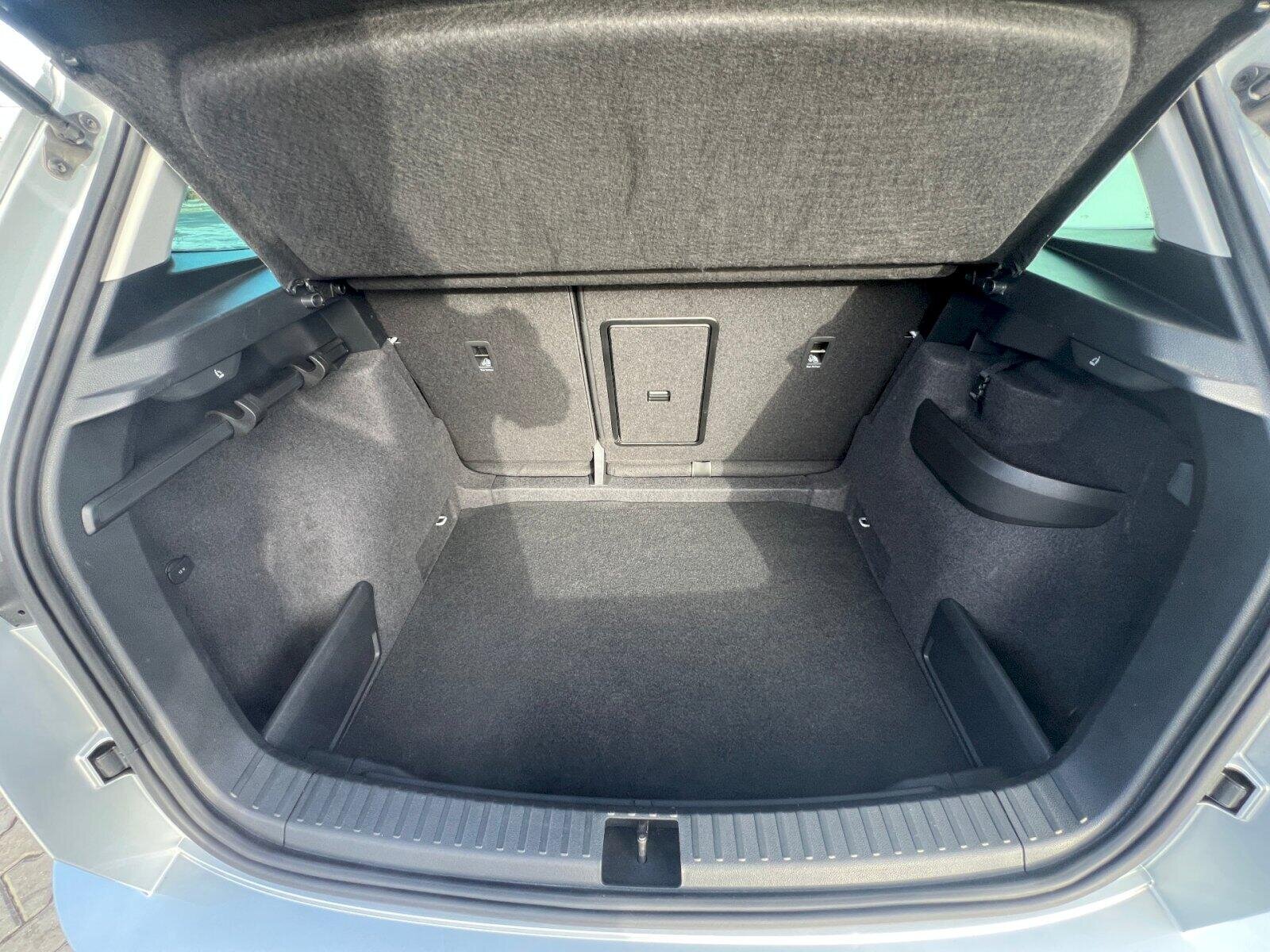 Škoda Karoq SUV 1,5 l 110 kw