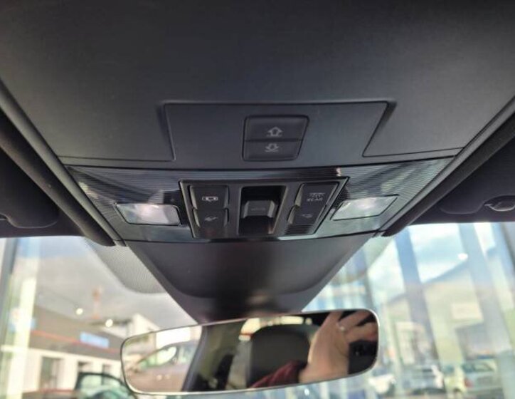 Volkswagen Tiguan SUV 2,0 l 235 kw