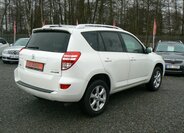 Toyota RAV4 SUV / Terénní 2,2 l 110 kw