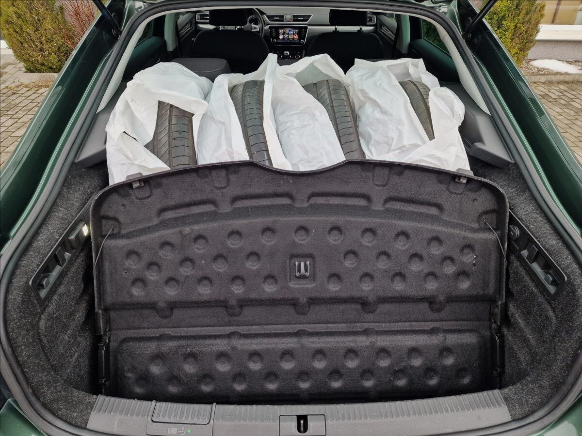 Škoda Superb Sedan 2,0 l 110 kw