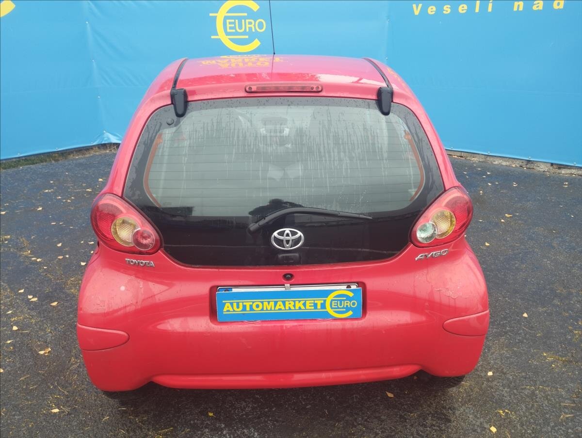 Toyota Aygo Hatchback 998,0 50 kw