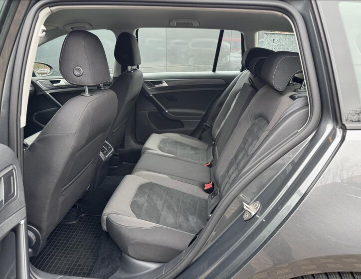 Volkswagen Golf Kombi 999,0 81 kw