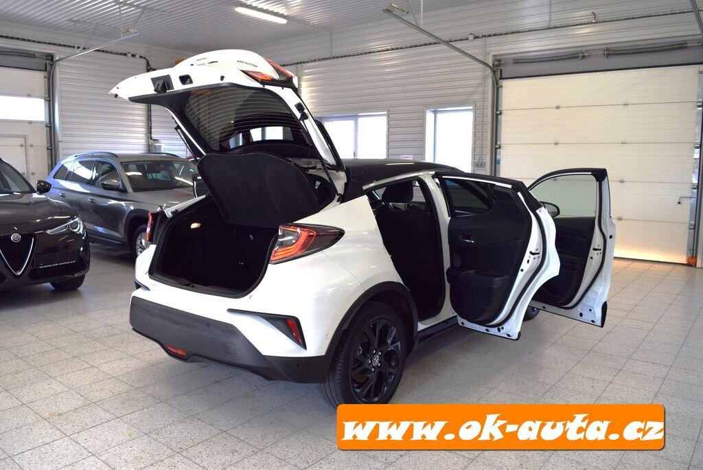 Toyota C-HR Hatchback 1,8 l 0
