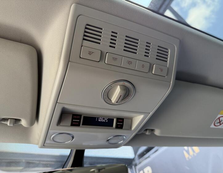 Volkswagen Multivan 34