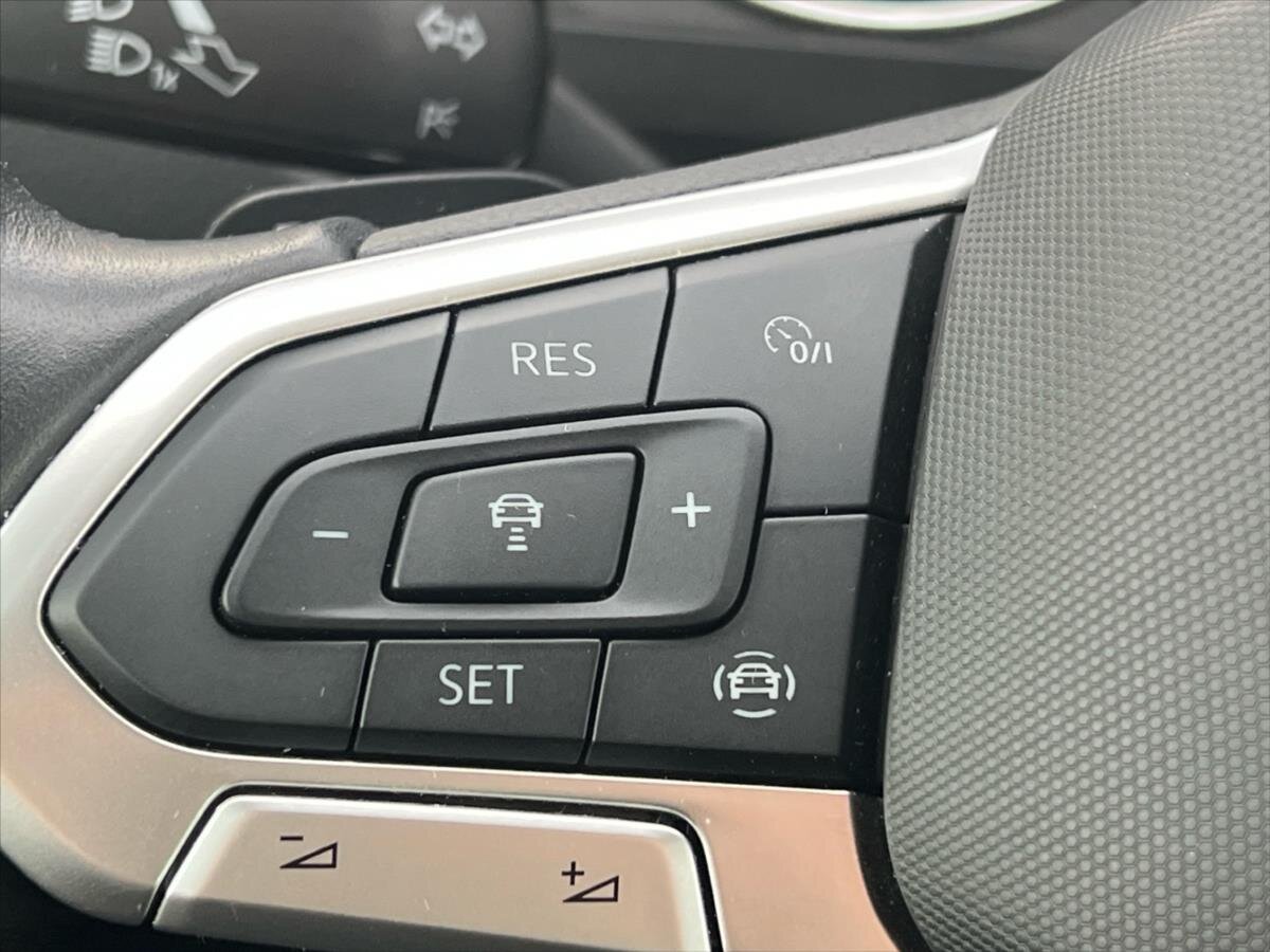 Volkswagen Tiguan Kombi 1,5 l 110 kw