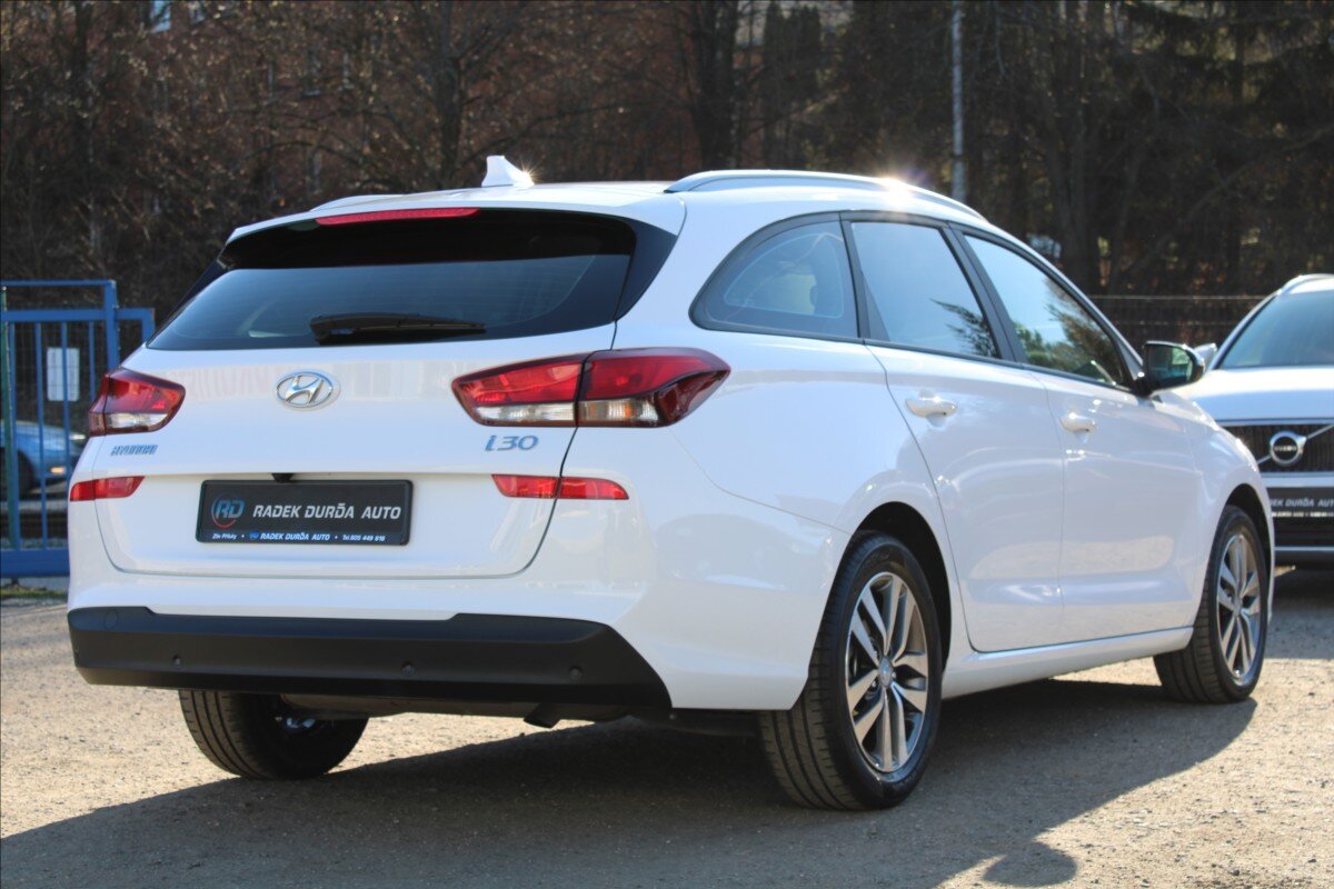 Hyundai i30 Kombi 1,4 l 103 kw