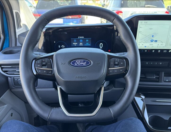 Ford Tourneo Custom Kombi 2,5 l 171 kw