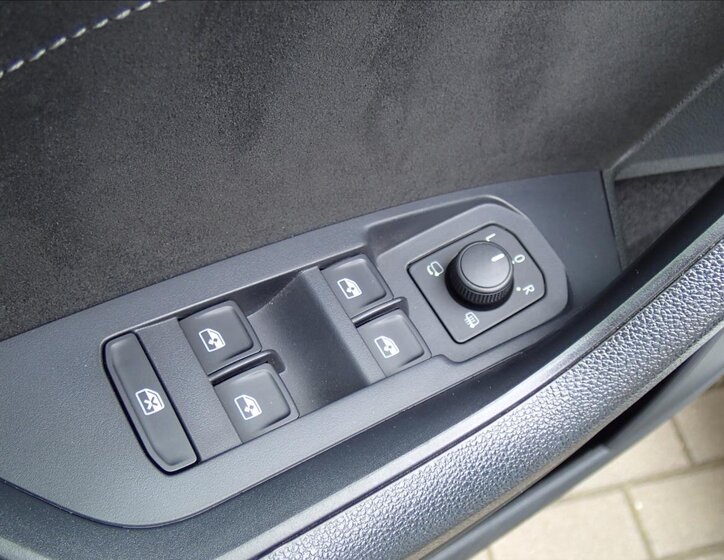 Škoda Kodiaq SUV / Terénní 1,5 l 110 kw