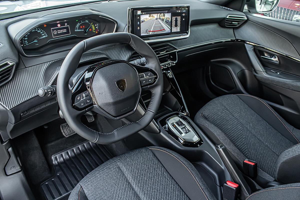 Peugeot 2008 SUV / Terénní 1,2 l 81 kw