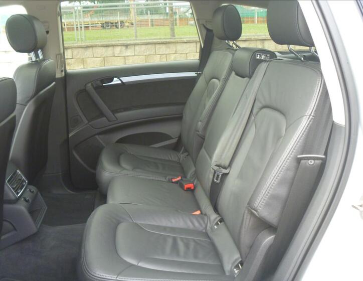 Audi Q7 SUV 3,0 l 176 kw