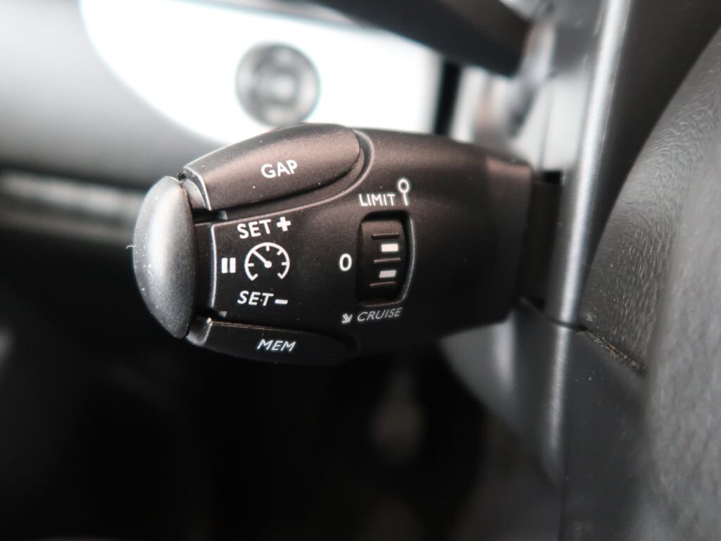 Opel Zafira MPV 1,5 l 88 kw