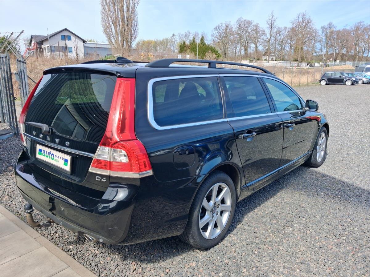 Volvo V70 Kombi 2,0 l 133 kw