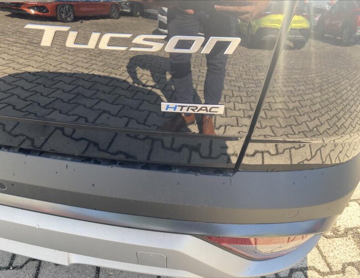 Hyundai Tucson 4