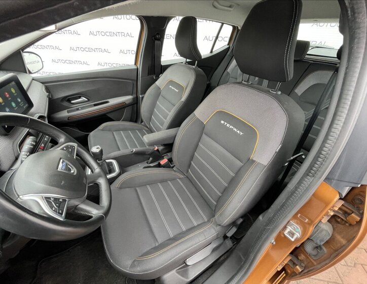 Dacia Sandero Hatchback 999,0 67 kw