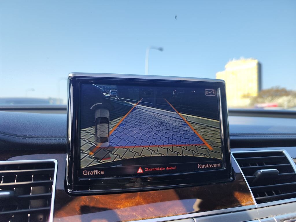 Audi A8 Sedan / Limuzína 3,0 l 190 kw