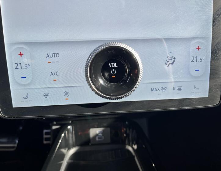 Ford Mustang Mach-E 30