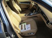 Porsche Panamera 16