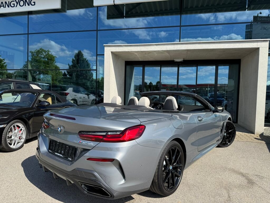 BMW Řada 8 Kabriolet 4,4 l 390 kw