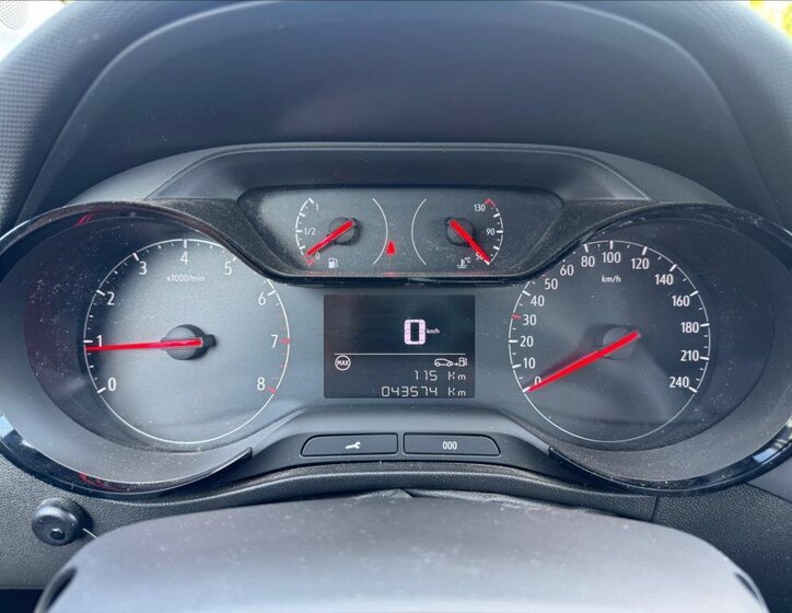 Opel Crossland SUV / Terénní 1,2 l 81 kw