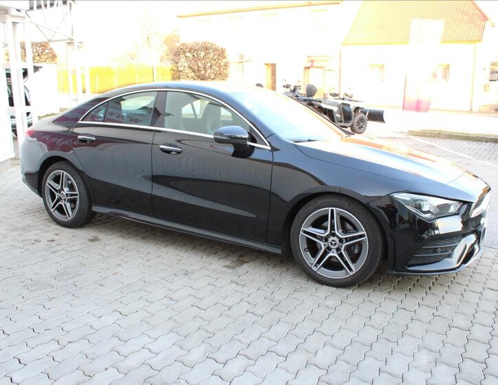 Mercedes-Benz CLA Sedan 1,3 l 100 kw