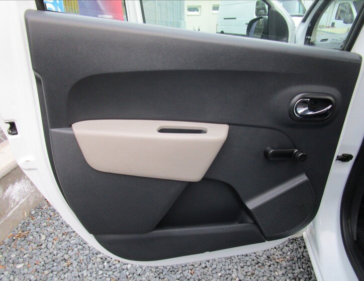 Dacia Lodgy 27