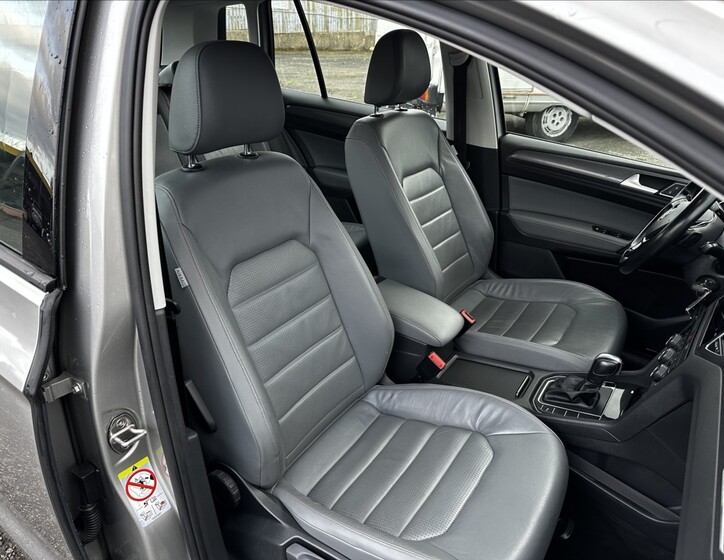 Volkswagen Golf Sportsvan 21