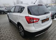 Suzuki SX4 S-Cross 8