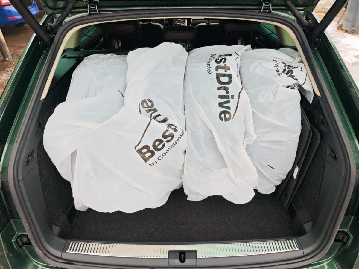 Škoda Superb Kombi 2,0 l 140 kw