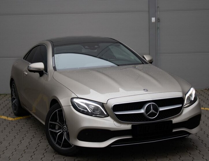 Mercedes-Benz Třídy E 4