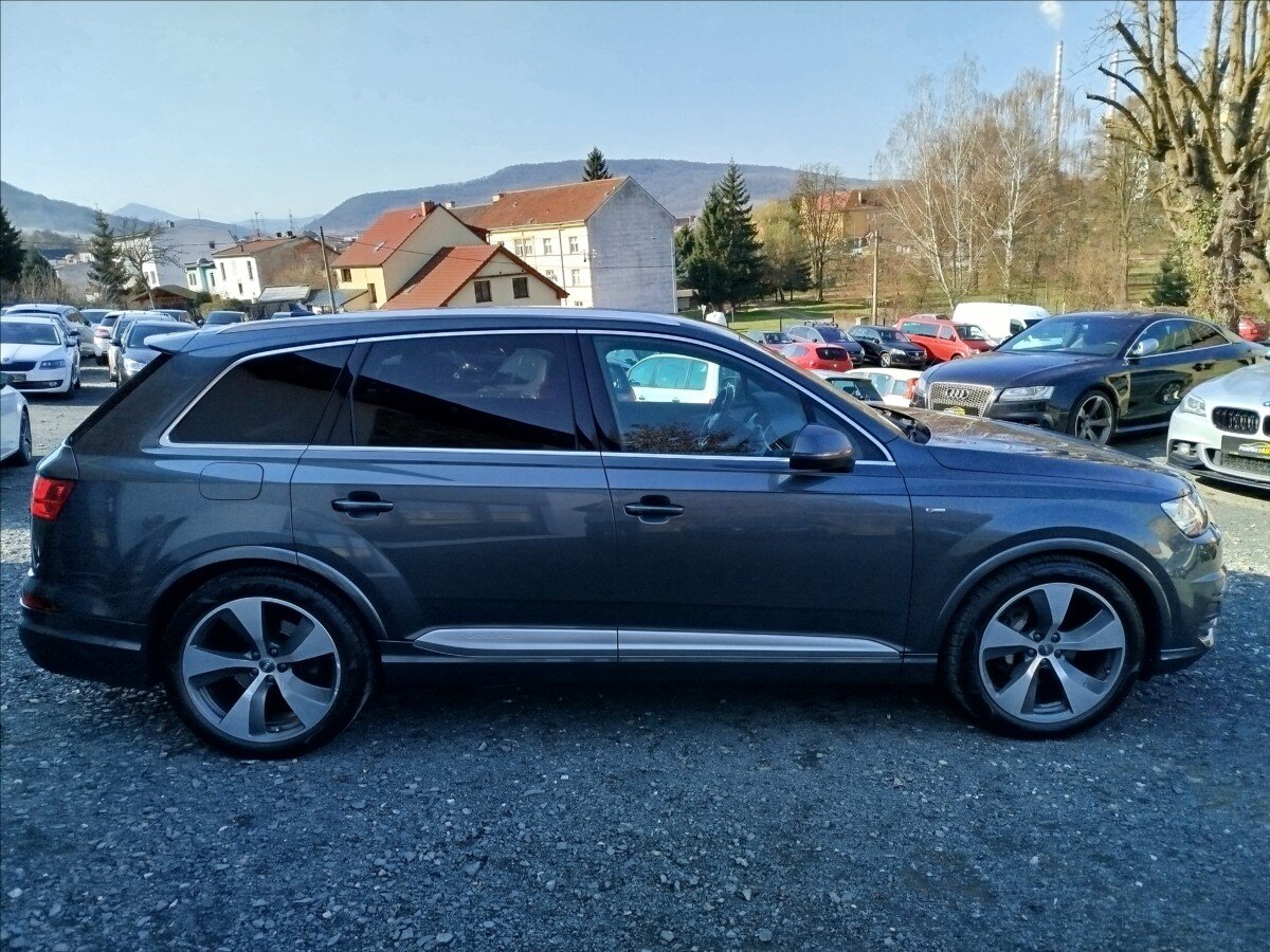 Audi Q7 SUV / Terénní 3,0 l 200 kw
