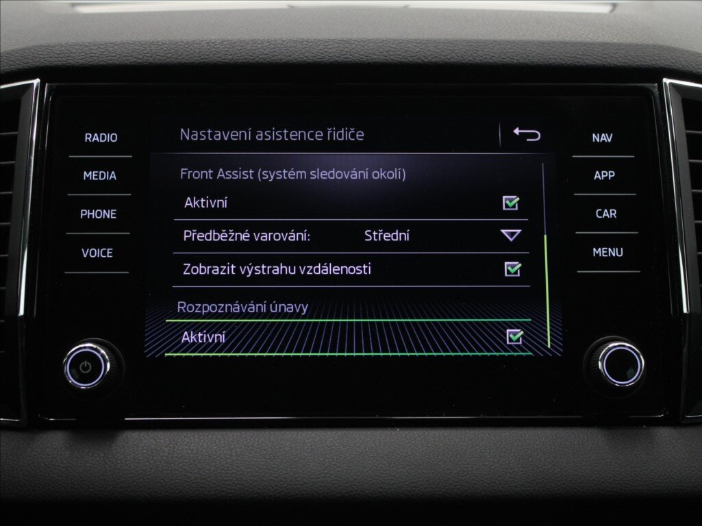 Škoda Karoq SUV 1,6 l 85 kw